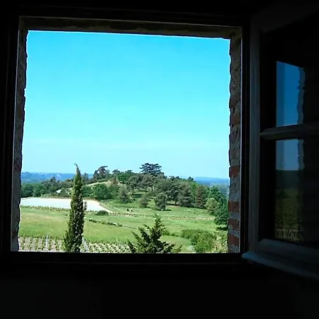 La Tour Du Moulin Geant-sejour Insolite 住宿加早餐酒店 Rochefort-sur-Loire