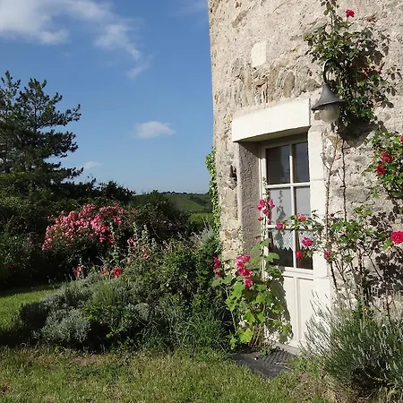 La Tour Du Moulin Géant Rochefort-sur-Loire
