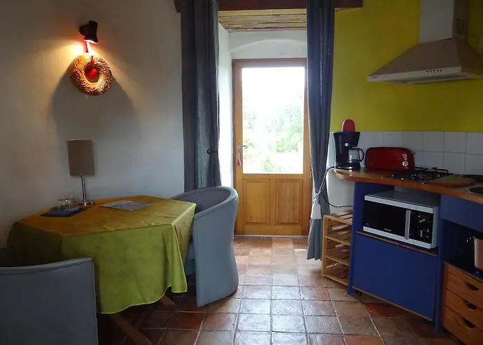 La Tour Du Moulin Géant Rochefort-sur-Loire