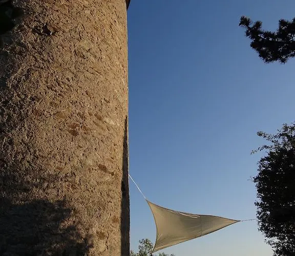 Bed & Breakfast La Tour Du Moulin Géant