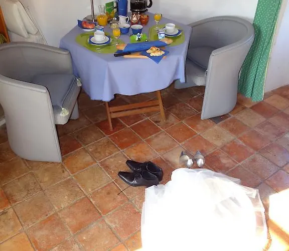 Bed & Breakfast La Tour Du Moulin Géant 3*