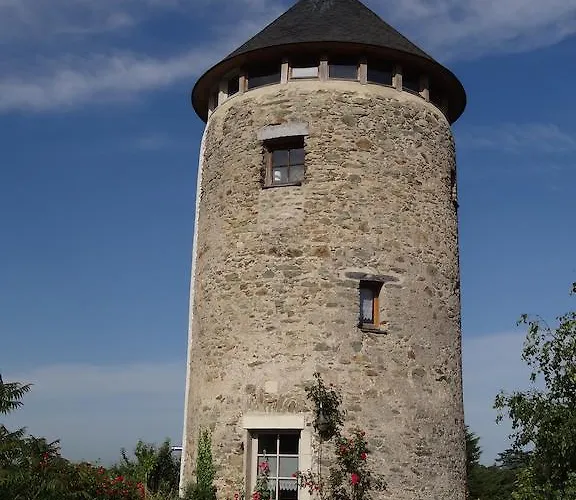 Bed and breakfast La Tour Du Moulin Géant